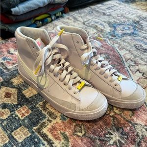 Nike blazers